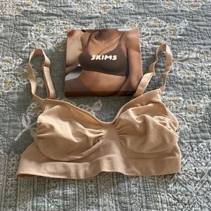 Skims seamless solutionwear bra size L/XL